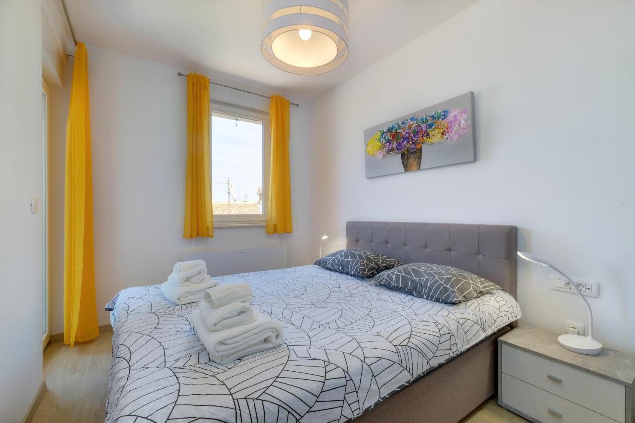 Apartments Hemetek Велі-Лошинь Екстер'єр фото