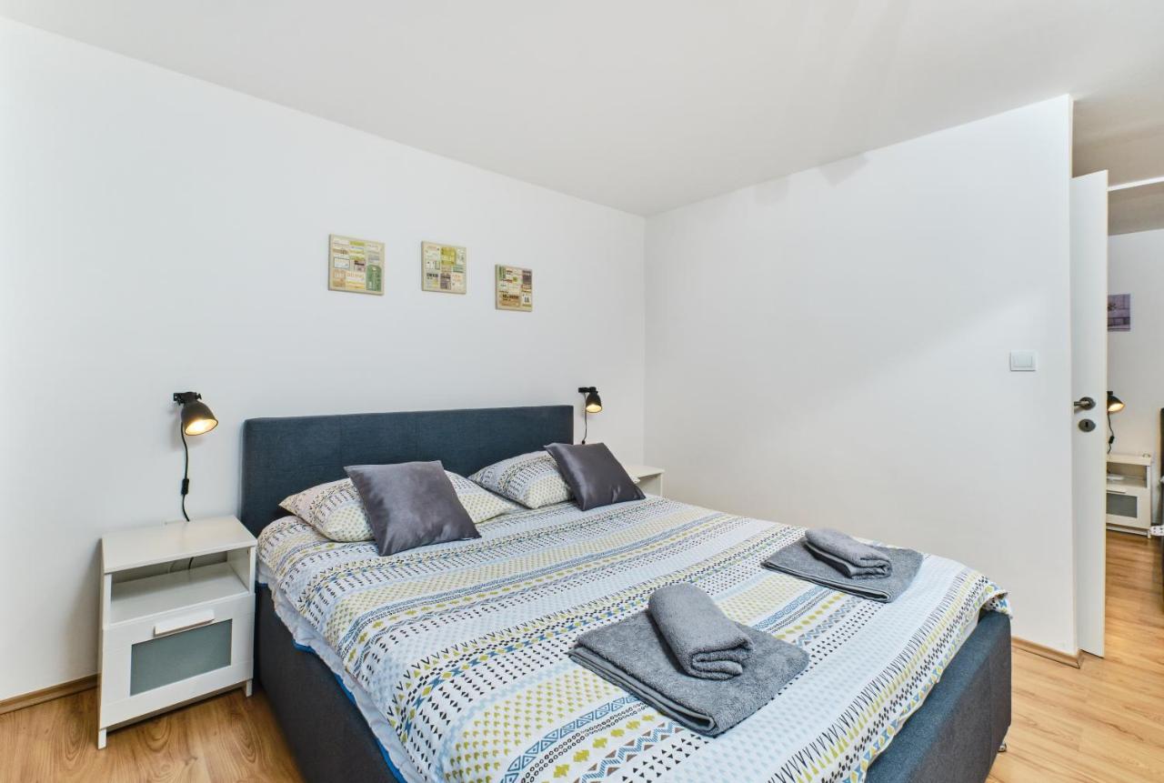 Apartments Hemetek Велі-Лошинь Екстер'єр фото